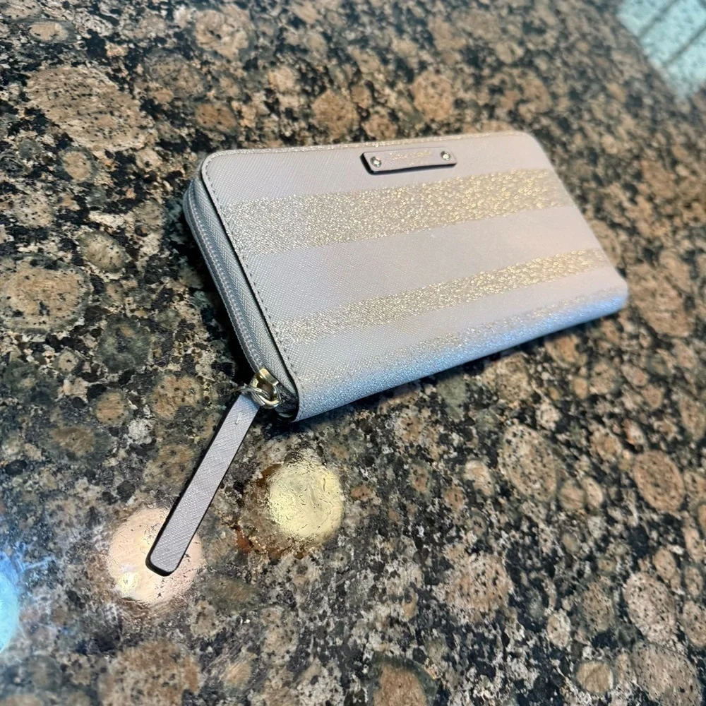 Kate Spade Metallic Silver Zip Wallet